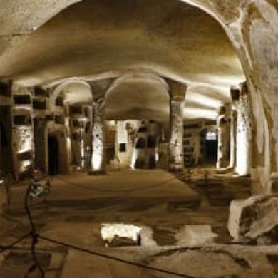 Visita guidata alle catacombe di San Gennaro