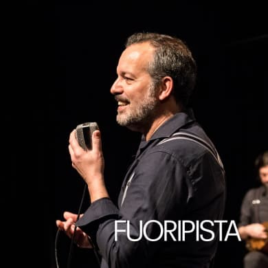 Immagine evento MARIO PERROTTA - NEL BLU. AVERE TRA LE BRACCIA TANTA FELICITÀ